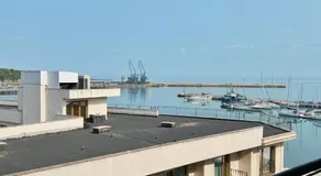 Apartment mit Pool - Image 3
