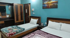 Hotel Vrindavan Palace - Image 2