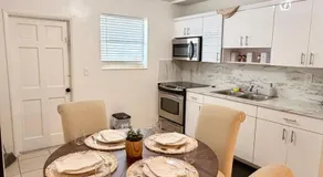 Miami Area Modern Near Sunny Isles Beach - Image 2