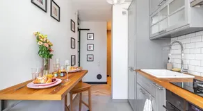 Secret Garden Apartment - Image 4