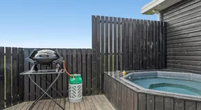 Ocean Break Cabins - Image 5