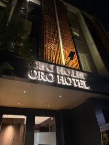 Oro Hotel Makati - Image 1