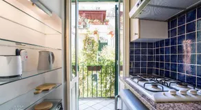 Palline Balcony Apartment - Image 5