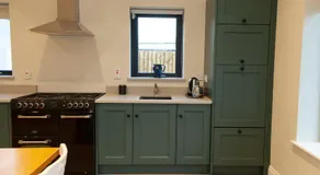 Lavender Cottage - 2 Bedroom Home - Image 4