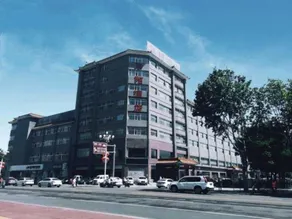 Huayang Holiday Hotel - Image 4