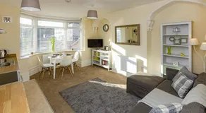 Prince Apartments - Image 2
