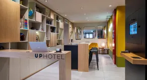 Up Hotel - Image 3