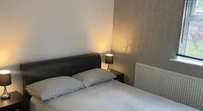 1 bedroom ground floor flat with garden - Image 2