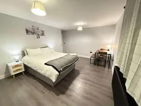 Rochester Apartment-Sleeps 4-Free Parking - Image 2