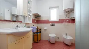 Stunning Apartment In Kosljun With Wifi - Image 2