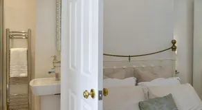 Joseph Apartment - Image 2
