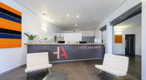 Hôtel Des Arts - Image 4