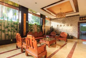 Tyrone Le Grand Large Hotel - Image 4