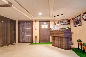 Super Collection O Avenue Regency Near Kalighat Kali Temple - Image 2