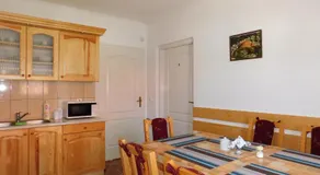8888 Apartmanház - Image 5