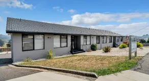 Youngtown Executive Apartments - 2BR included, Free Parking & Wifi, Sofa Bed & Cot fee applies - Image 3