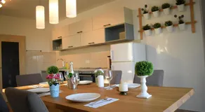 Apartments Villa Ornamenta - 5min to beach - free parking - Image 5
