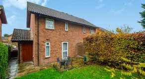 Milton Keynes 3BR, Bright Home, Sleeps 5, Family Contractor Stays, Private Parking - Image 5