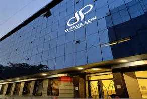 De Pavilion Hotel - Image 1
