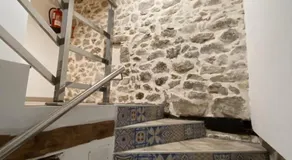 The Little Caravia - Image 3