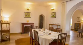 Sinna Dorai's Rotti Kadai Bungalow - Image 4