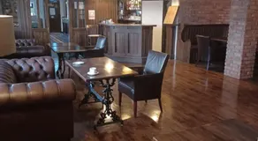 The Midway Bar & Guesthouse - Image 4