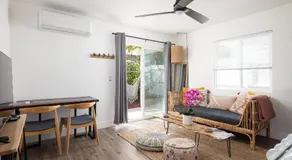 Artist micro-villa with kitchen, firepit & theater - Image 2