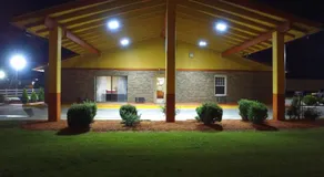Cross Road Motel - Image 5
