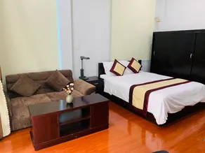Studio apartment with balcony - Image 3