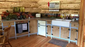Coed y Marchog Woodland Retreat - Image 5