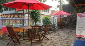 RedDoorz Plus @ Alun Alun Nganjuk - Image 2