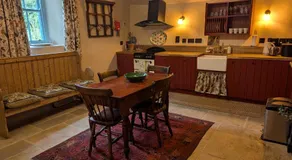 Goggin Cottage - Image 4