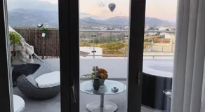 ÁTICO RILQUE, Apartamentos Independientes con Jacuzzi Privado y Terraza en Ronda - Image 4