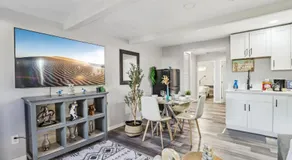 Entire Private Home with Gated Yard, Parking, King Bed, 3 Bedrooms 2 Bathrooms, Available Now - Image 4