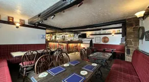 Masons Arms - Image 3
