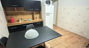 J Lindo Sobrado 2 quartos em condomínio no Centro - Image 2