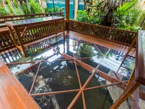 Samsen Sam Place - Image 2
