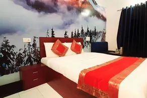 Luxmi Hotel - Image 2