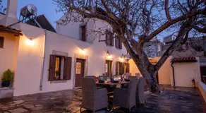 Walnut tree Villa Ano Archanes-10km from Heraklion - Image 2
