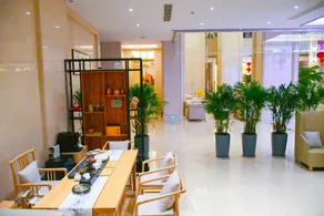 Changxing Vienna International Hotel - Image 4