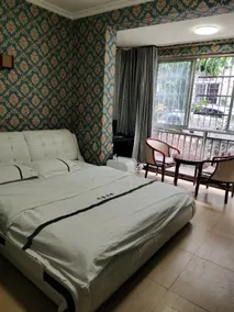 Yihao Hotel - Image 2