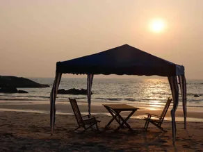 Chera Rock Beach House - Image 5