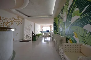 Emperador Vallarta Beachfront Hotel and Suites - Image 4