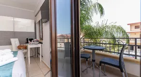 B&B Golden House & spa - Image 5