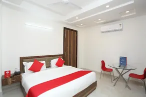 OYO 28580 Kripf Hospitality - Image 2