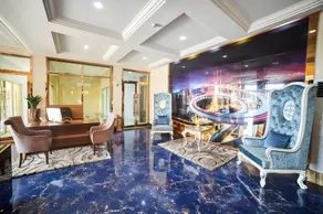 Corinthia Villa Hotel - Image 2