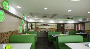 Hotel Green Palace - Image 4