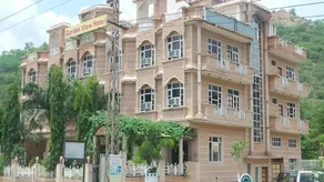 HOTEL GARDEN VIEW NATHDWARA PURE VEG - Image 5