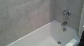 Economy Inn Tonawanda - Image 4