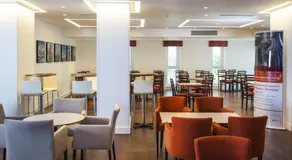 Holiday Inn Express London - Vauxhall Nine Elms By IHG - Image 3